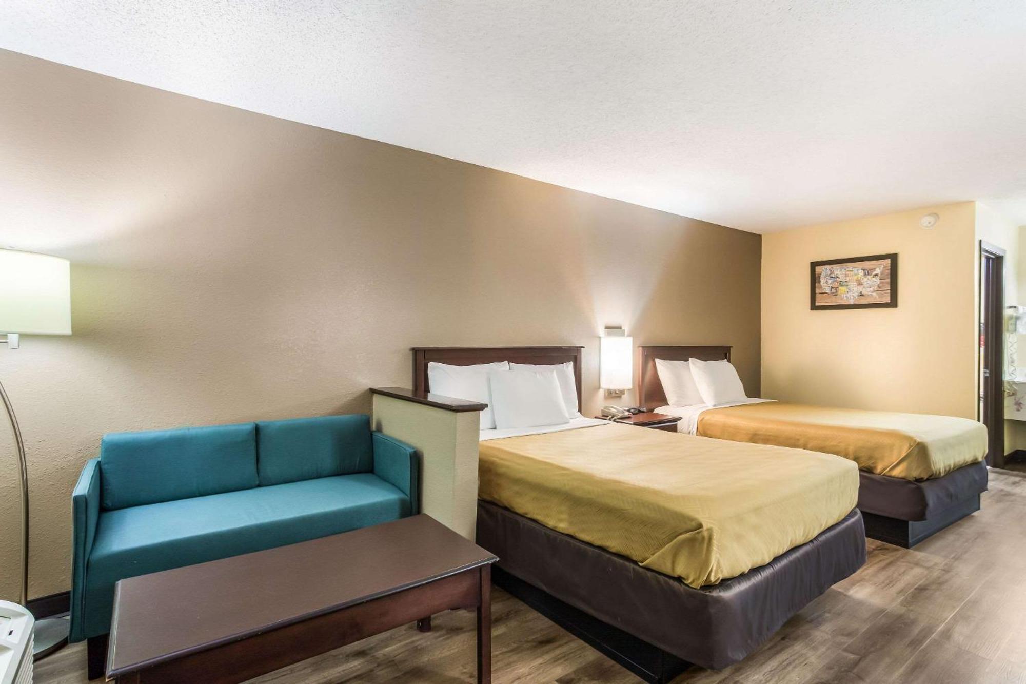 Econo Lodge Clinton Buitenkant foto